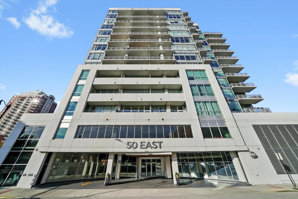 50 East 16th Street 411, Chicago, 60616