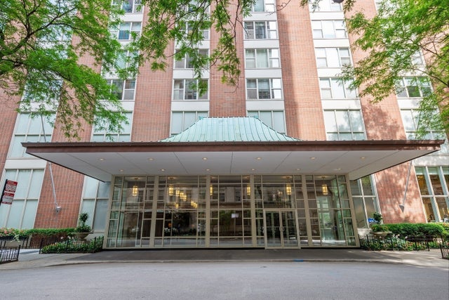 1325 North State Parkway 8e, Chicago