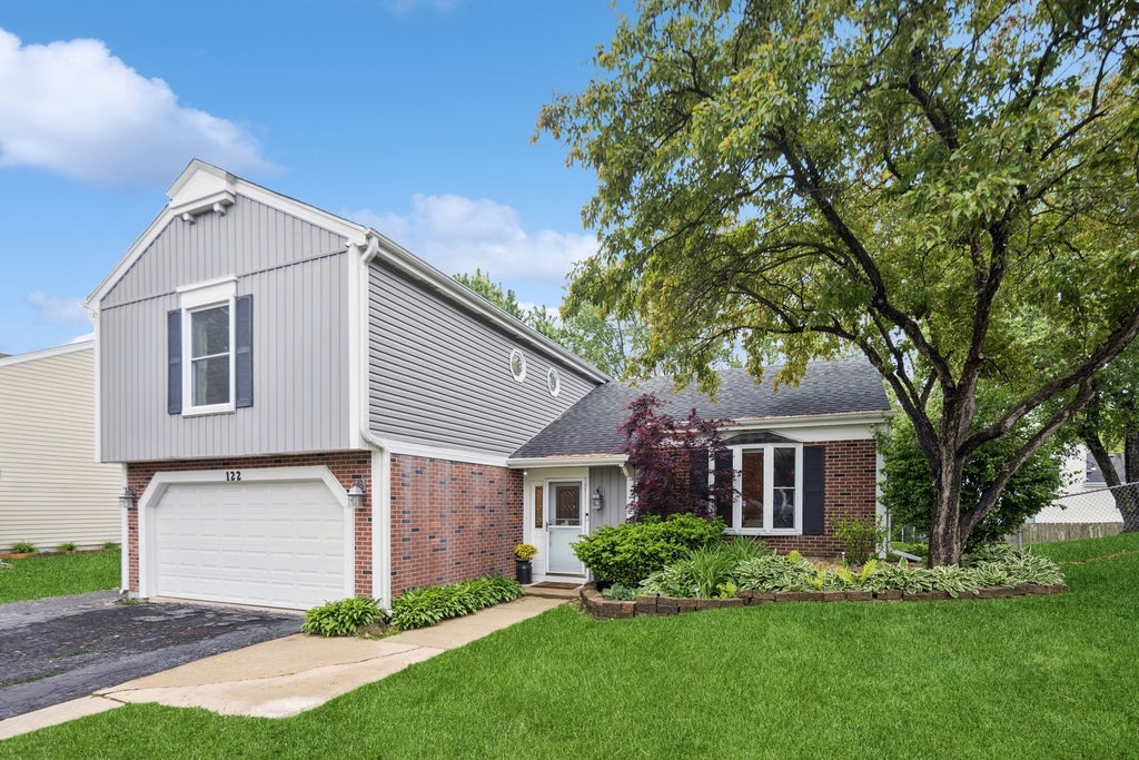 122 East Sherman Street, Bartlett