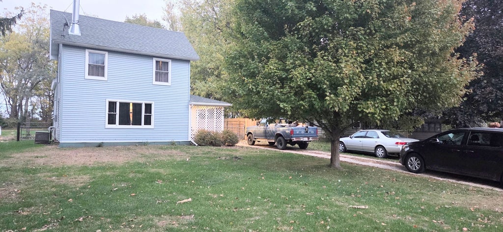 404 North Main Street, Coleta