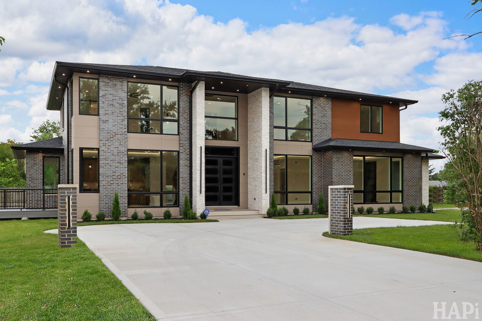 Photo of Listing #12509567