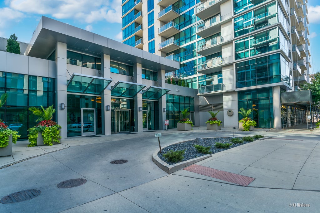 125 South Green Street 907a, Chicago, 60607