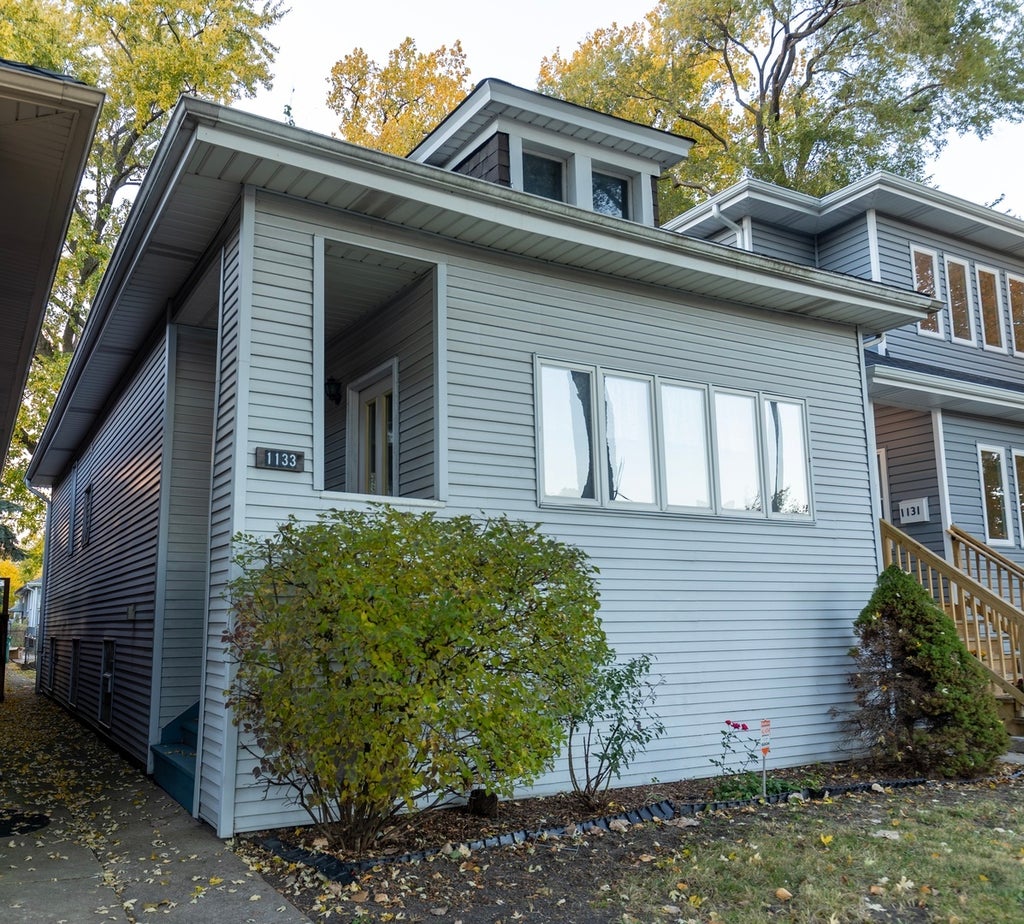 1133 South Ridgeland Avenue, Oak Park, 60304