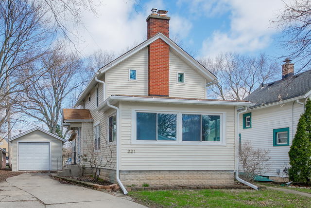 221 Elm Street, Batavia