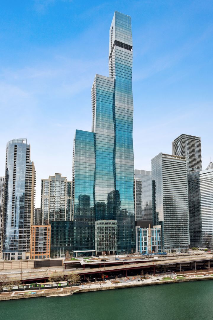 363 East Wacker Drive 2606, Chicago, 60601