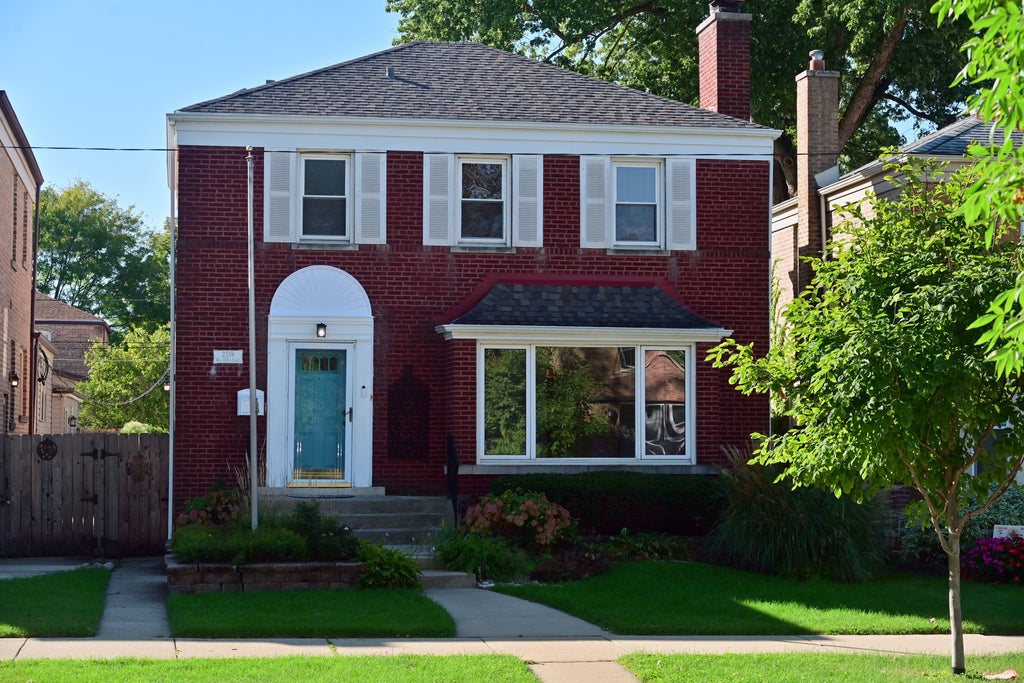 2519 West 110th Street, Chicago