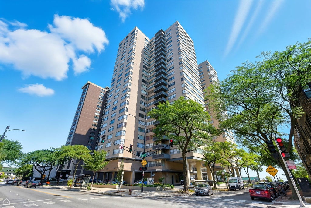 6301 North Sheridan Road 18p, Chicago, 60660