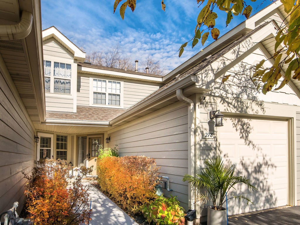 278 West Hamilton Drive, Palatine