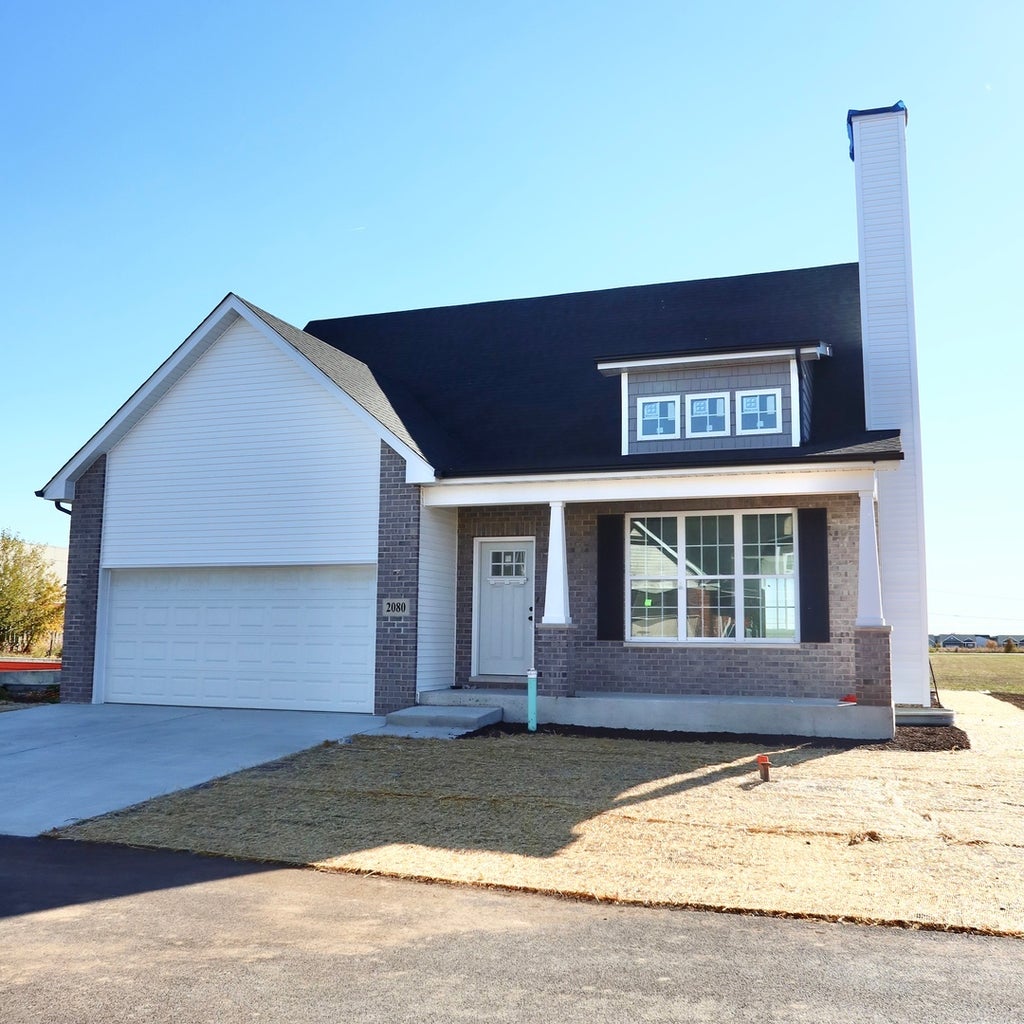 2080 Waters Edge Drive, Minooka