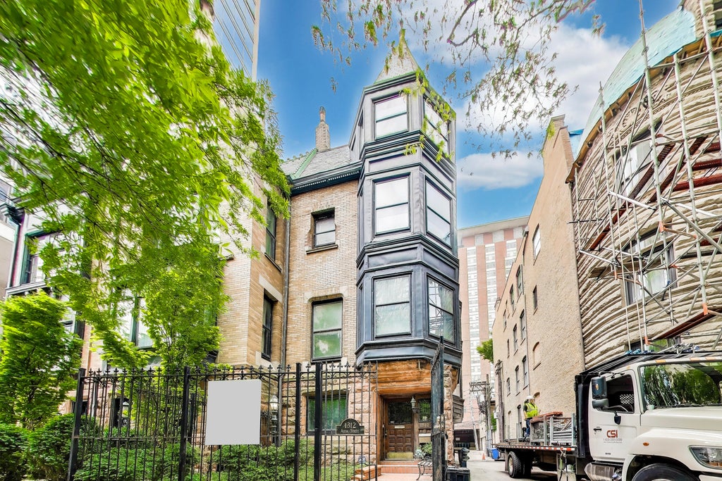 1312 North Astor Street, Chicago, 60610