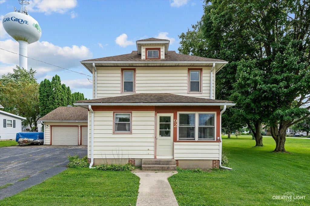 92 Maple Street, Sugar Grove