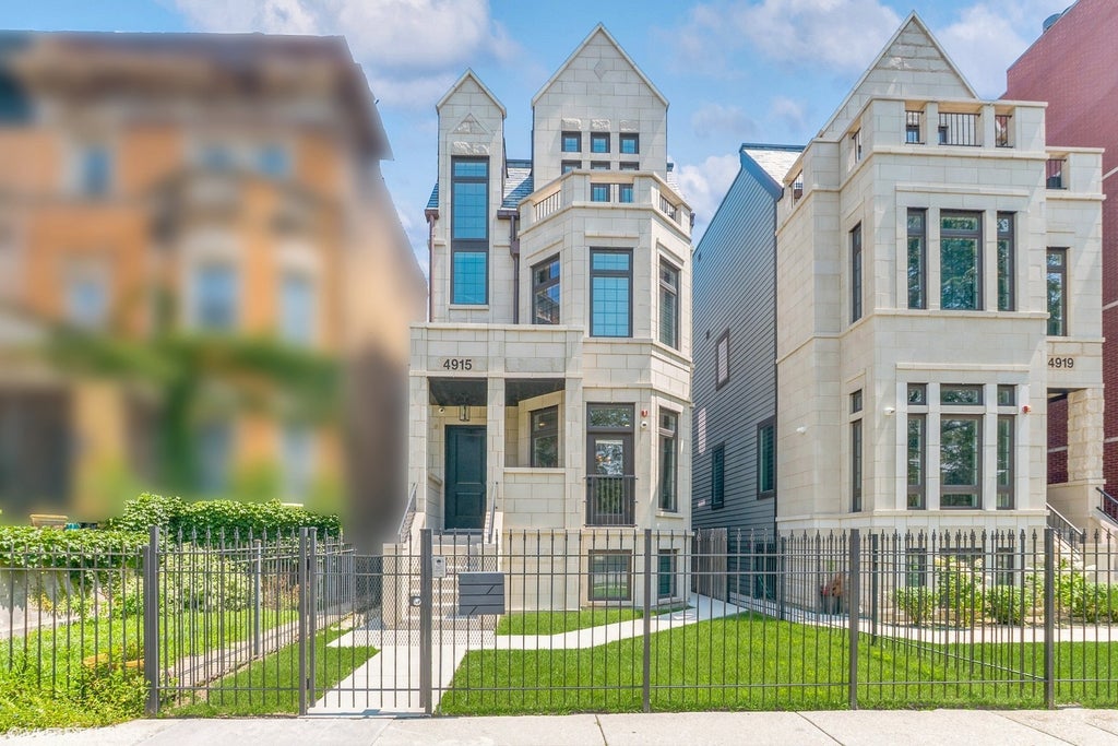 4915 South Martin Luther King Drive, Chicago, 60615