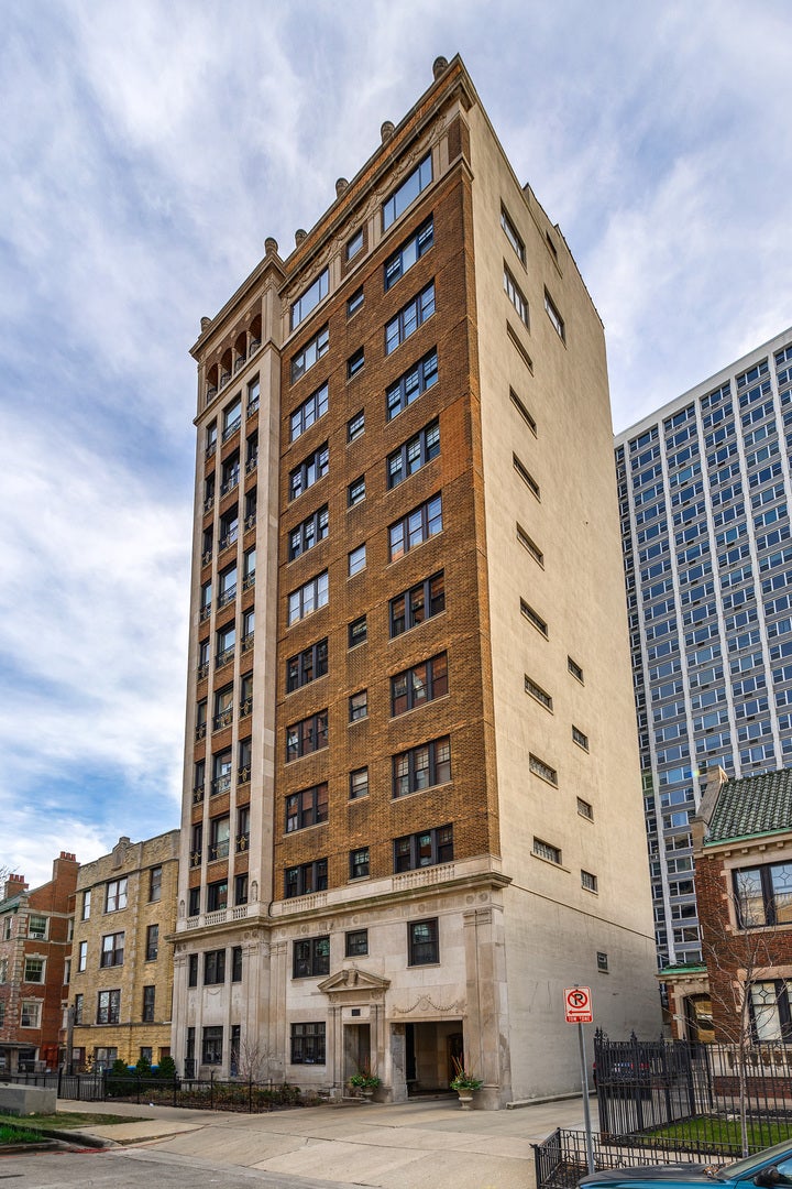 707 West Junior Terrace Ph-12, Chicago, 60613