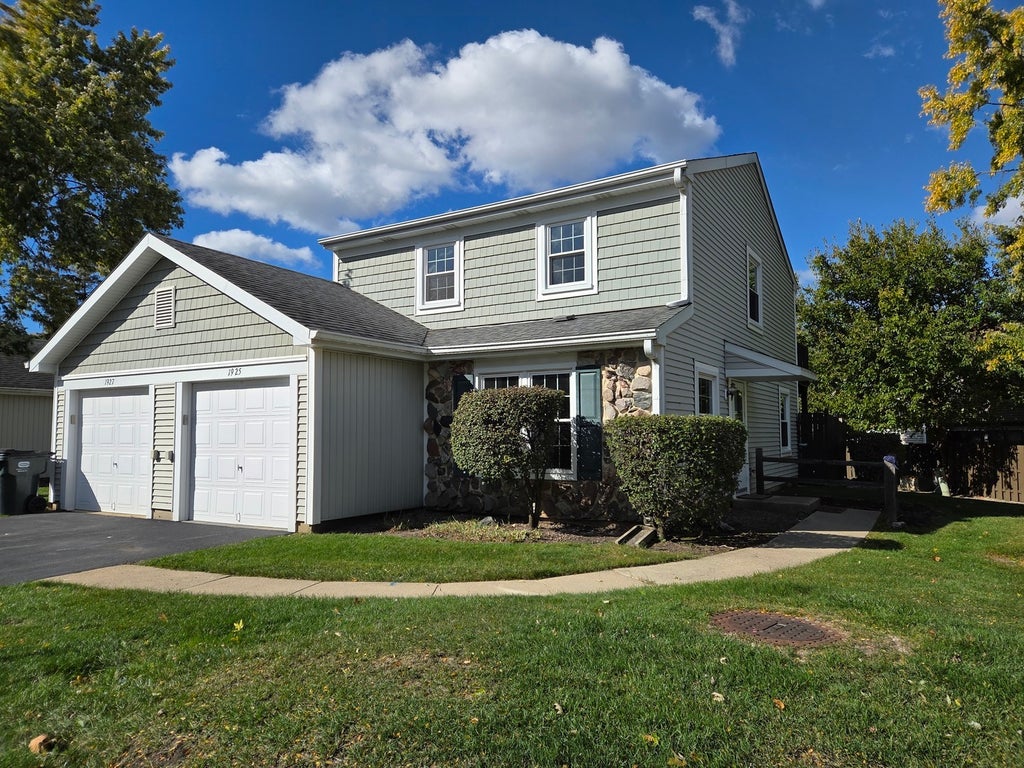 1925 Georgetown Lane, Hoffman Estates