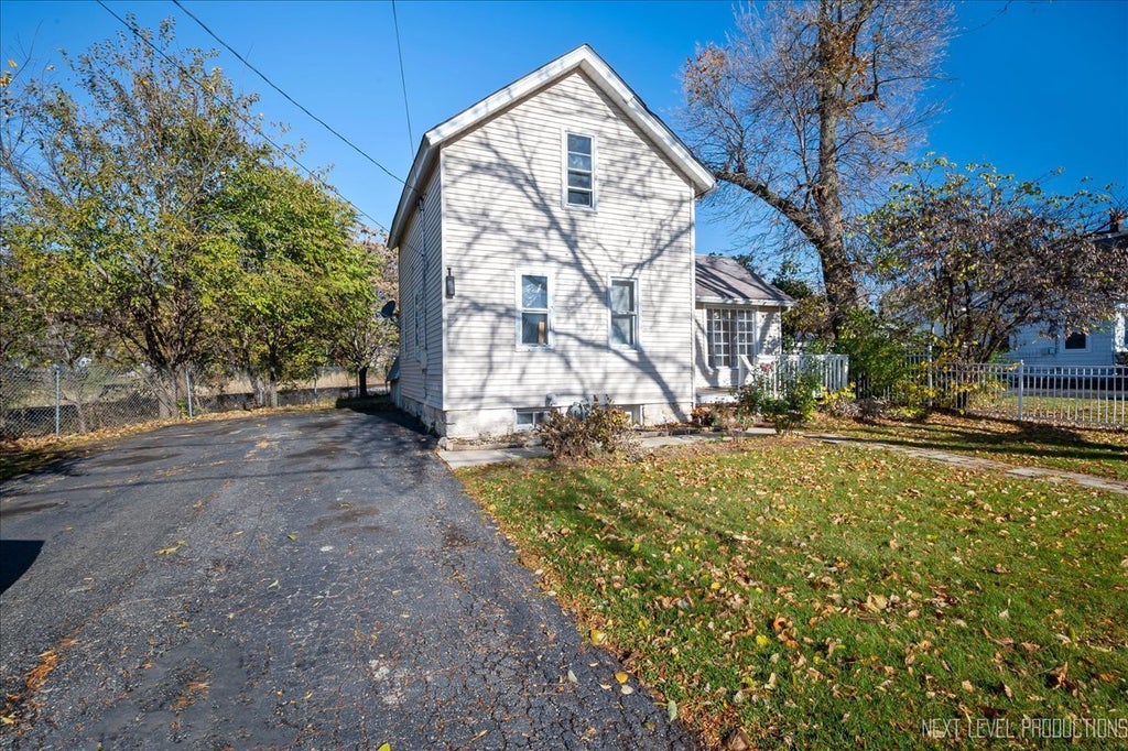 253 Church Street, West Chicago