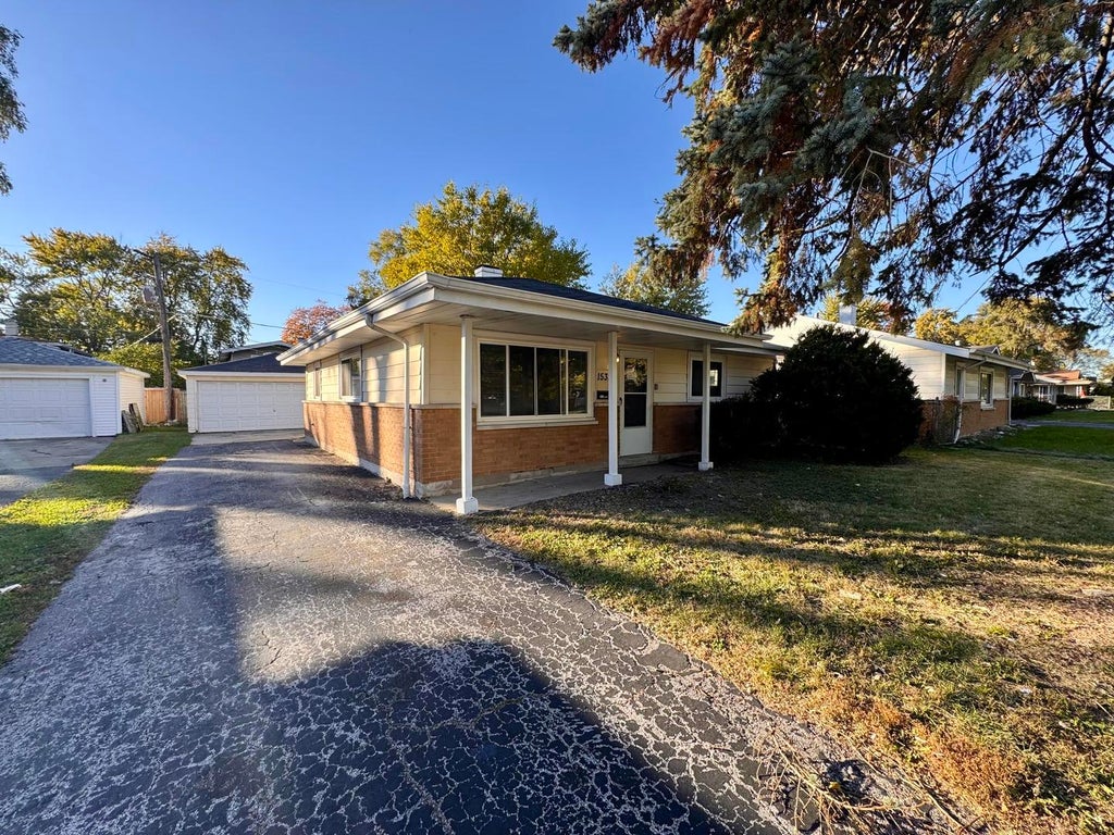 15326 Dorchester Avenue, Dolton