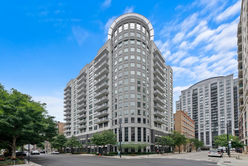 421 West Huron Street 1407, Chicago, 60654