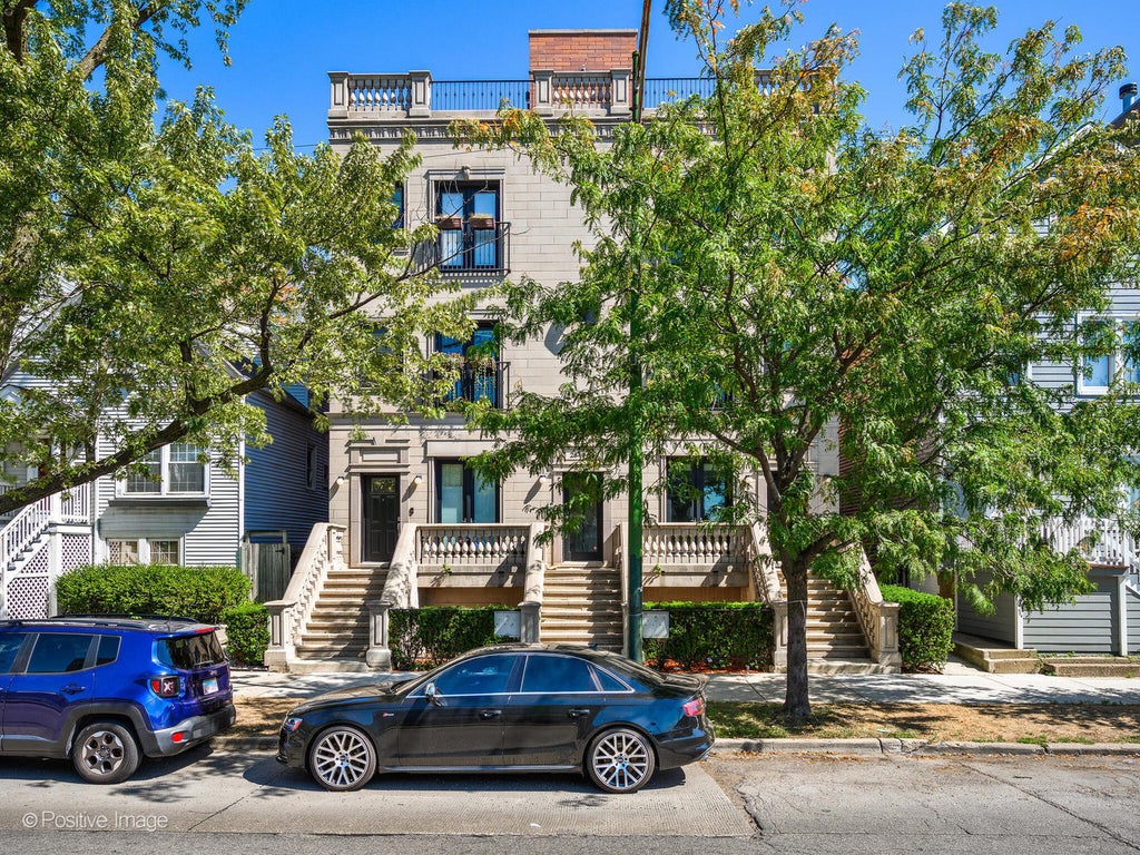 2851 North Ashland Avenue 1s, Chicago, 60657