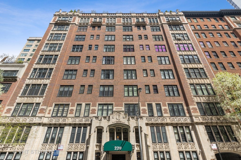 220 East Walton Place 9w, Chicago, 60611