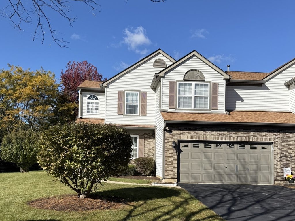 2528 Heritage Court, Geneva