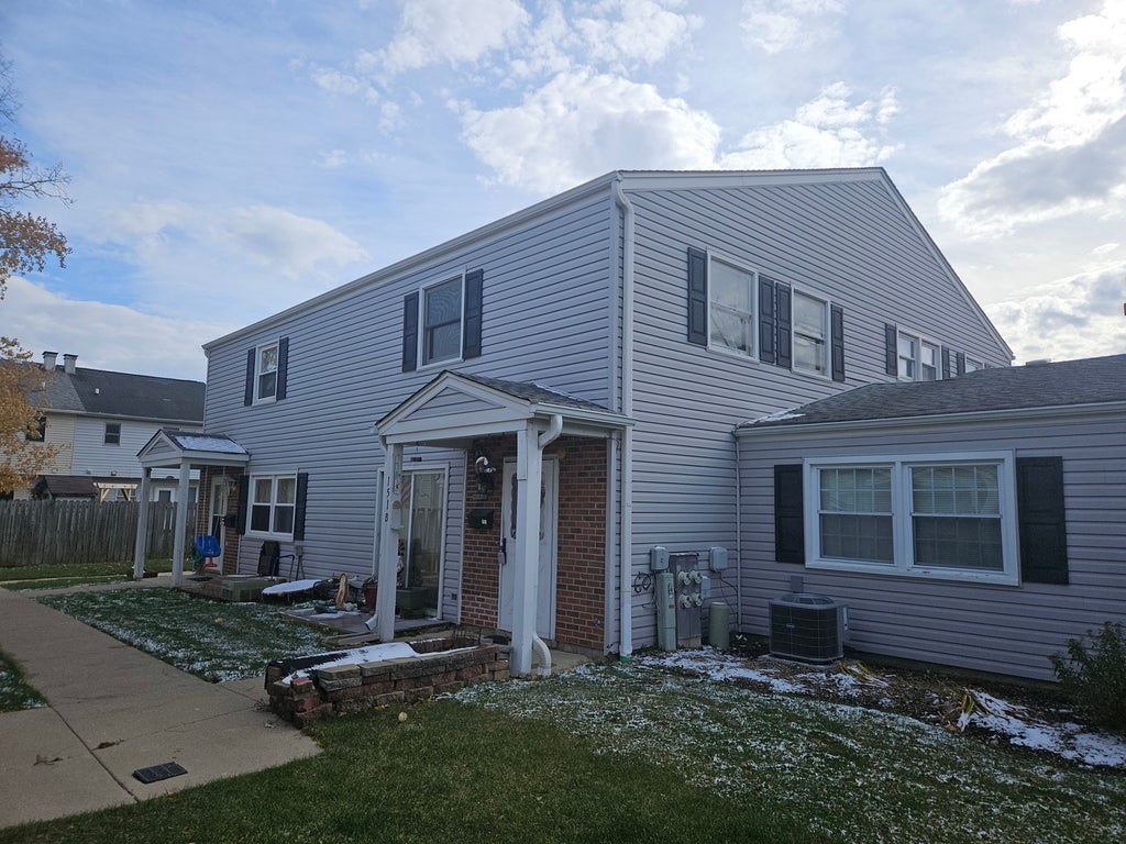 151 Peter Court B, Bartlett