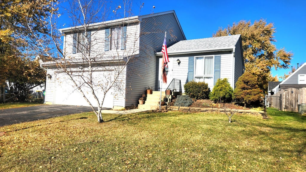 4 Aspen Court, Streamwood