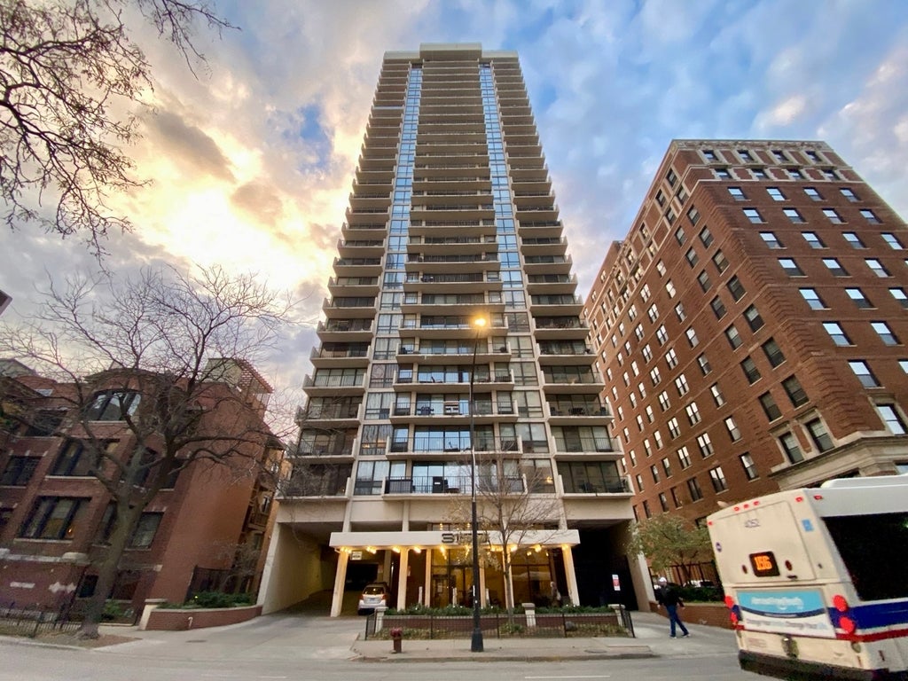 3150 North Sheridan Road 25cd, Chicago, 60657