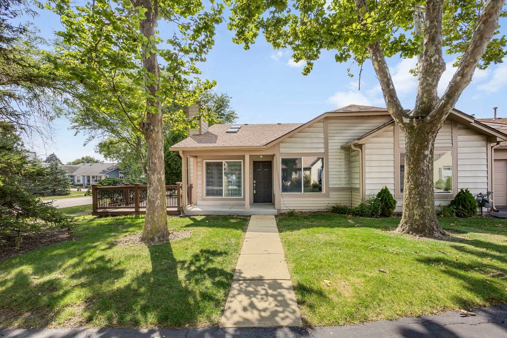 1817 Appaloosa Drive, Naperville