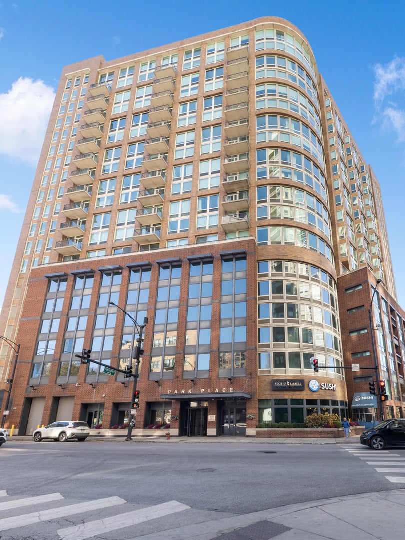 600 North Kingsbury Street 906, Chicago, 60654