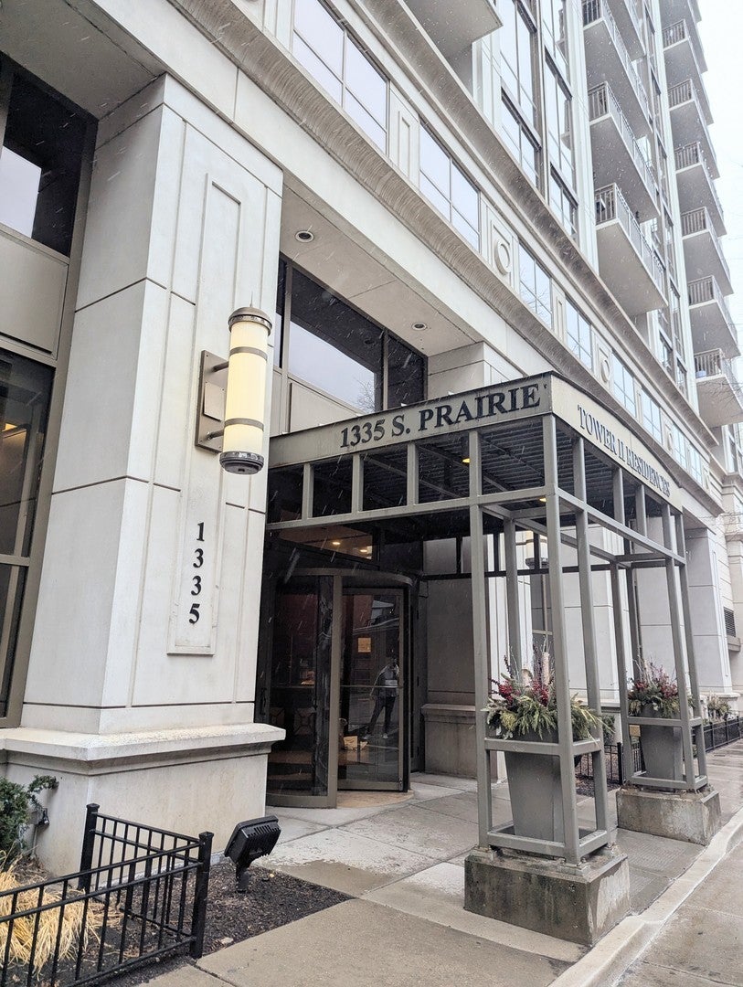 1335 South Prairie Avenue 1609, Chicago, 60605