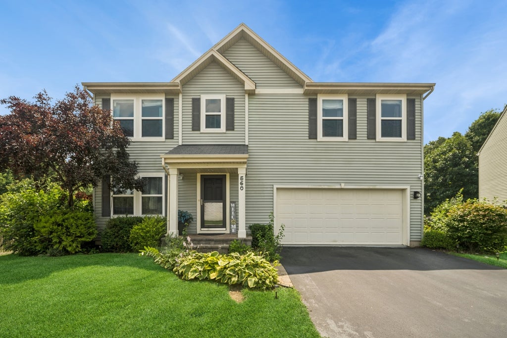 560 Canterbury Lane, Pingree Grove