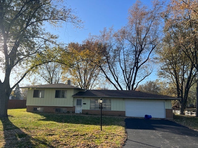 936 Cuyahoga Drive, Bartlett