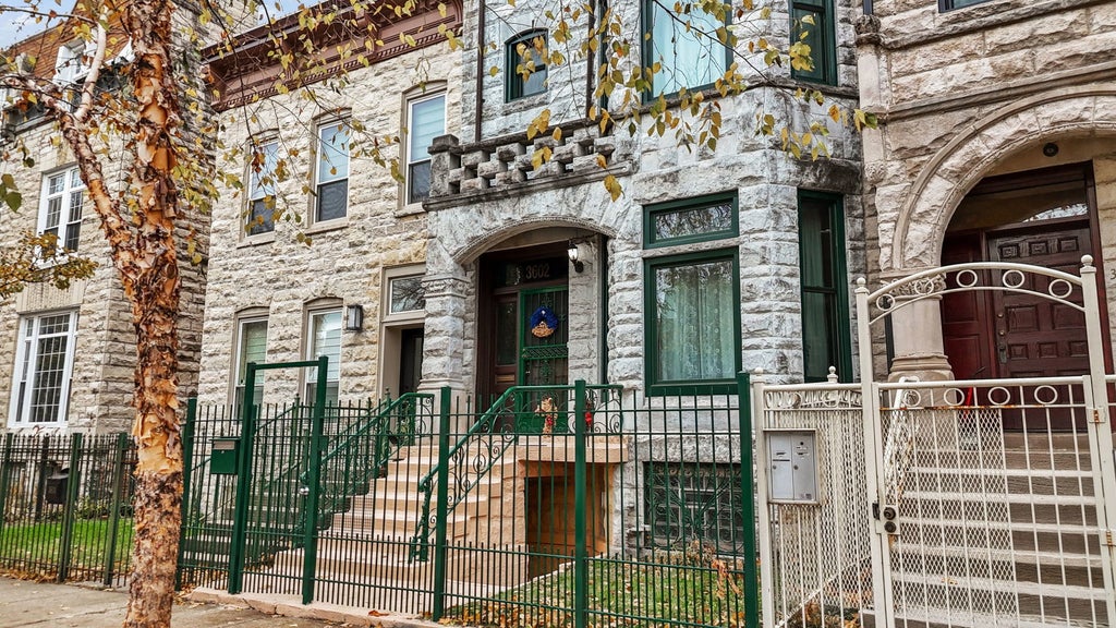 3602 South Prairie Avenue, Chicago, 60653