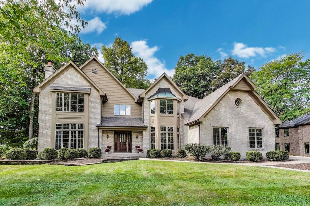 3706 Royal Fox Drive, St. Charles
