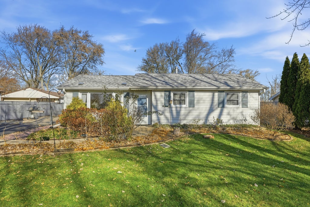 740 West Kent Avenue, Crete