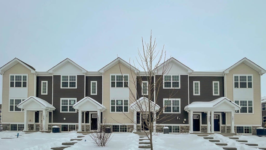 1447 Oakfield Lane, Pingree Grove