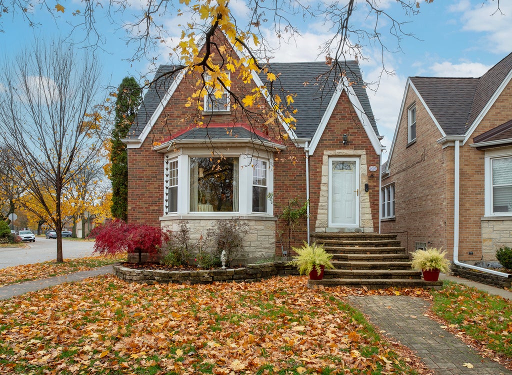 6000 North Menard Avenue, Chicago