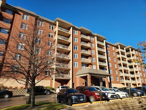 8440 Callie Avenue 410, Morton Grove