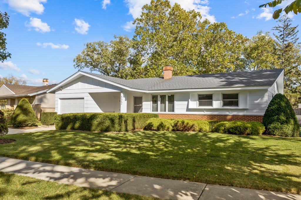 522 Edgewood Lane, Elk Grove Village
