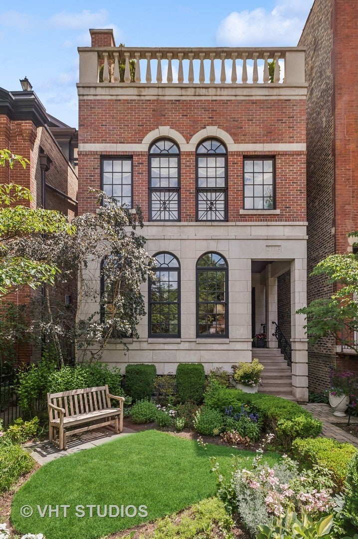 2103 North Clifton Avenue, Chicago, 60614