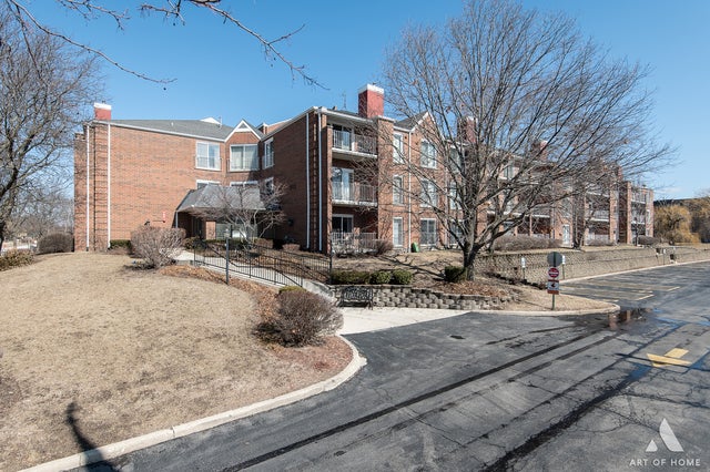 805 Leicester Road 320, Elk Grove Village