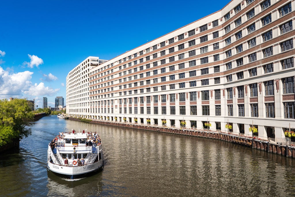 900 North Kingsbury Street 1025, Chicago, 60610