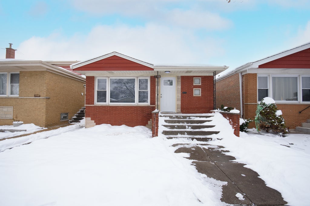 7953 South Wentworth Avenue, Chicago, 60620