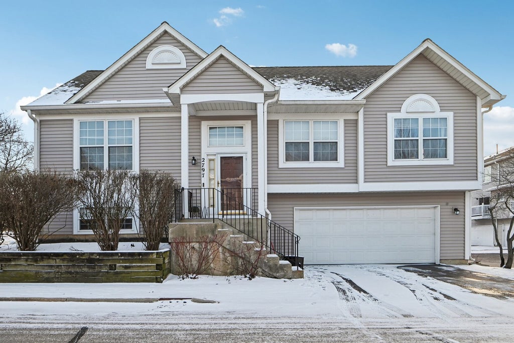 2797 Shelly Lane, Aurora