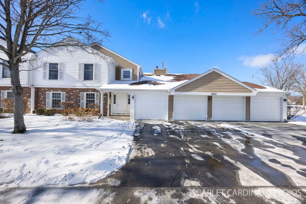 2057 Lancaster Circle 101c, Naperville