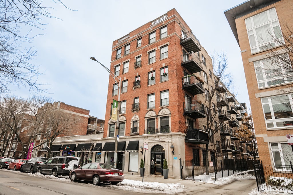 4144 North Sheridan Road 409, Chicago, 60613