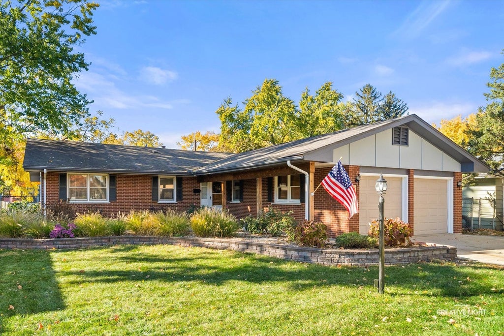 742 North Glenwood Place, Aurora