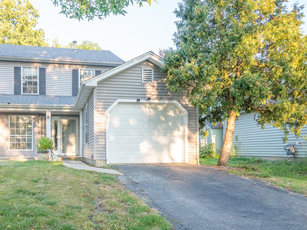 1877 Appaloosa Drive, Naperville