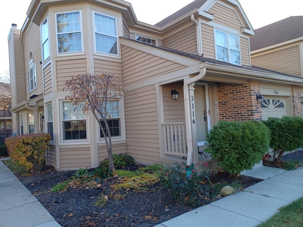 3116 North Daniels Court 3116, Arlington Heights