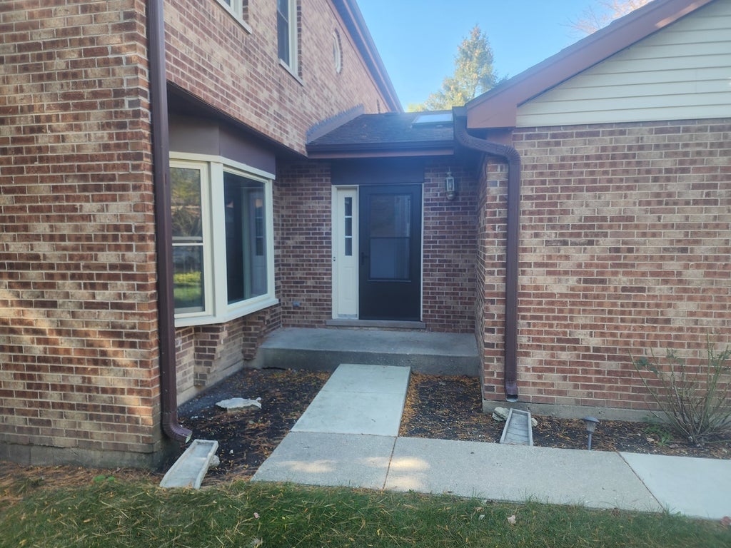 1612 North Windsor Drive, Arlington Heights